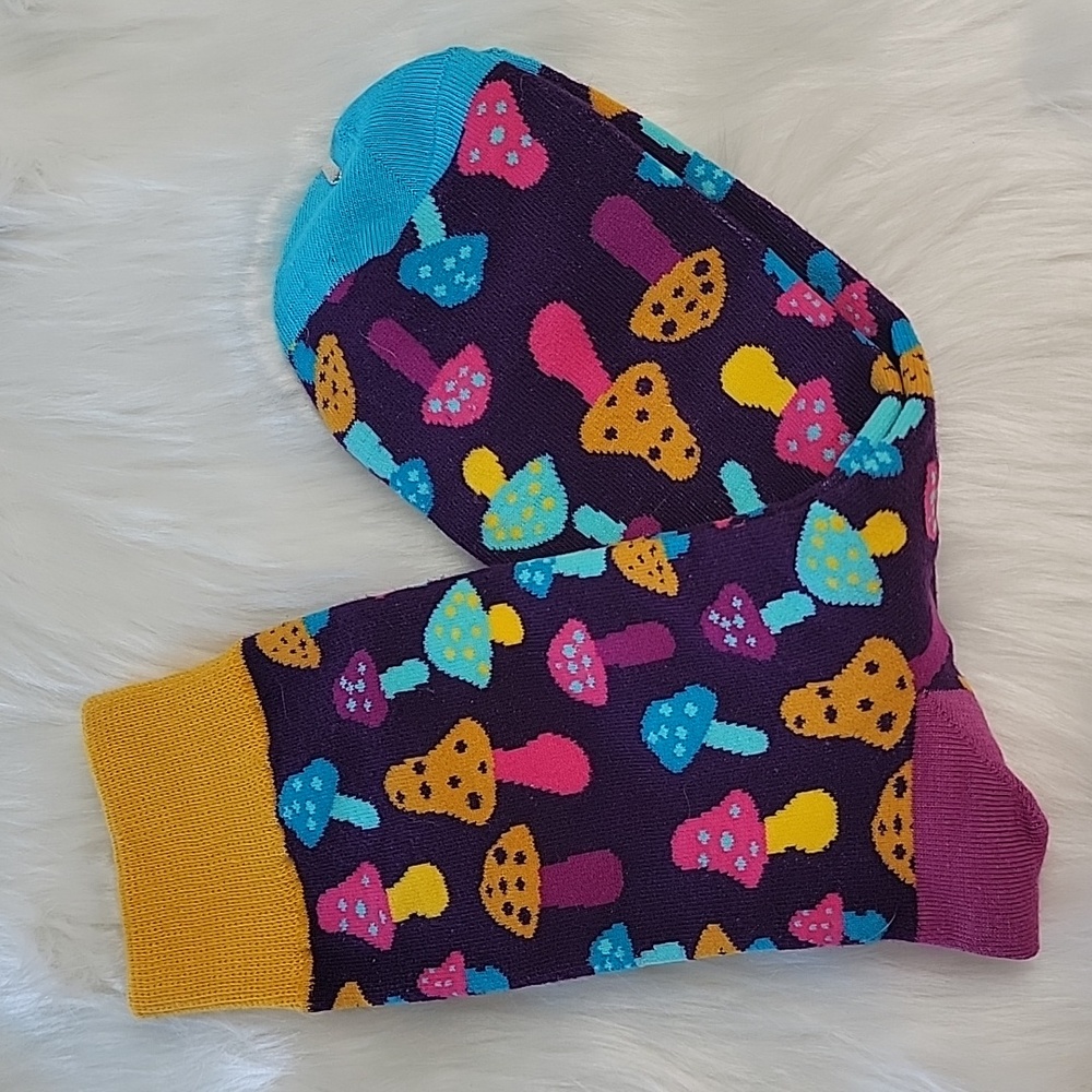 UNBRANDED Mushroom Printed Colorful Boho Cottage Novelty Retro Fun‎ Crew Socks